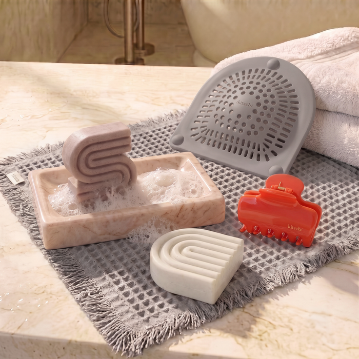 Summer Welcome Kit with Shampoo & Conditioner Bars